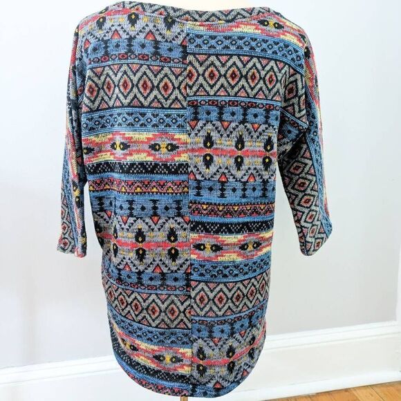 Forever 21 Twee Tribal Print Knit Top - Picture 2 of 3